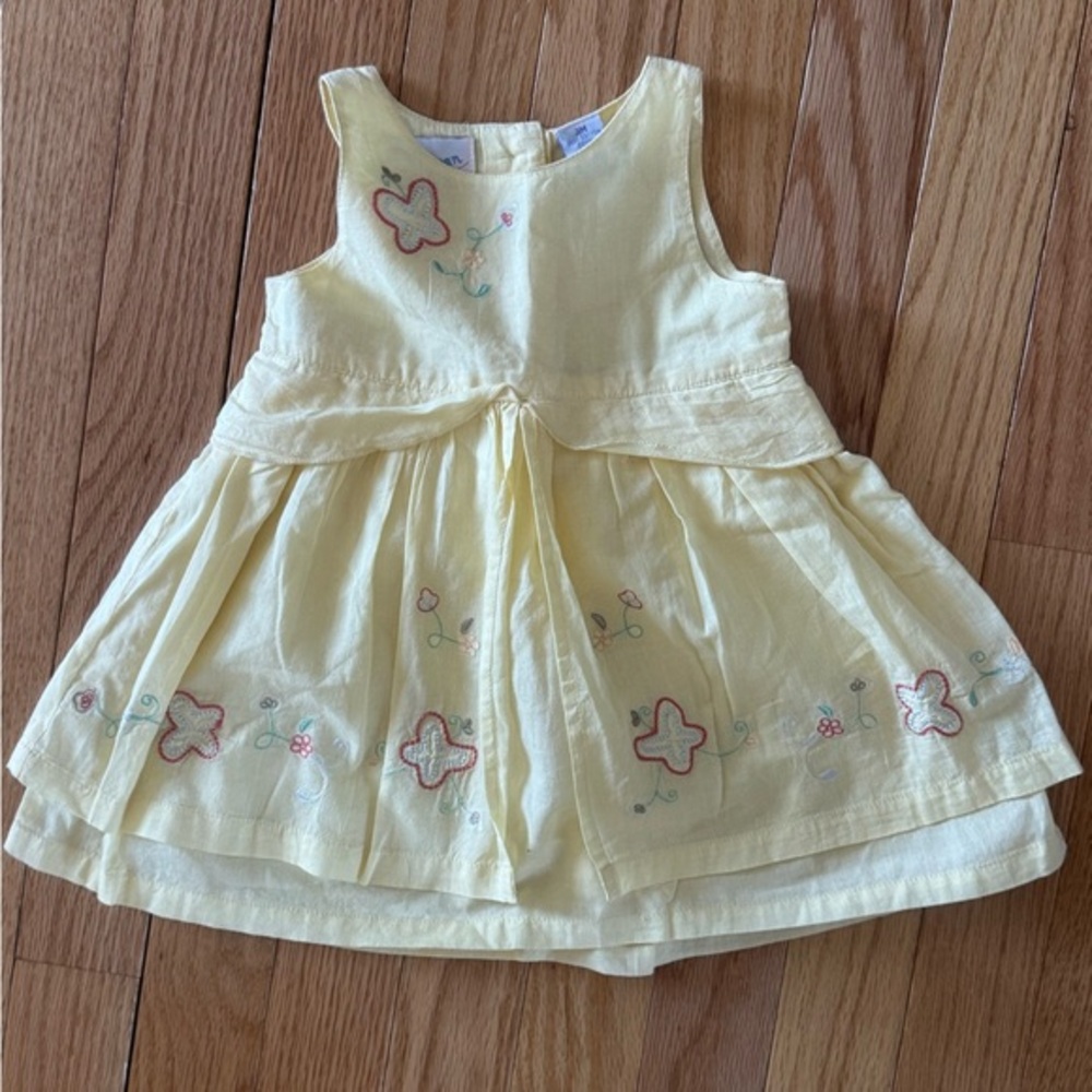 Vintage Prémaman Baby Dress – 3 Months – Soft Yellow with Lace Trim 💛